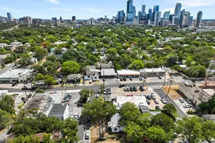 1605 W 11th St, Austin, TX 78703 - Photo 14