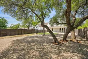 1509 Hill Top Dr, Granite Shoals, TX 78654 - Photo 30