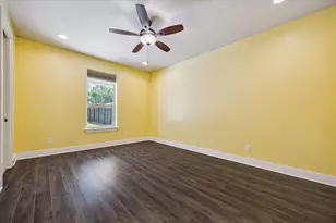 1509 Hill Top Dr, Granite Shoals, TX 78654 - Photo 26