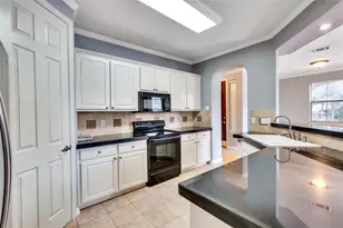 11603 Ladera Vista Dr, Austin, TX 78759 - Photo 4