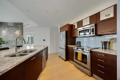 603 Davis Street #811, Austin, TX 78701 - Photo 14