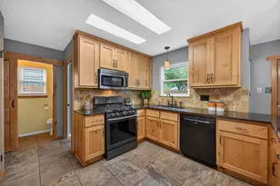 1200 Mountain View Dr, Pflugerville, TX 78660 - Photo 14
