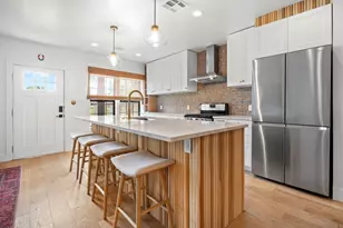 2714 E 2nd St, Austin, TX 78702 - Photo 6