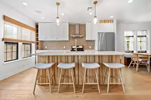 2714 E 2nd St, Austin, TX 78702 - Photo 4
