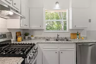 2206 Alta Vista Ave, Austin, TX 78704 - Photo 10
