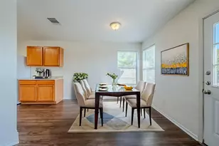 18224 Canopy Ln, Manor, TX 78653 - Photo 10