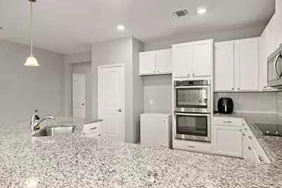 14004 Lyndon B Johnson Street, Manor, TX 78653 - Photo 6