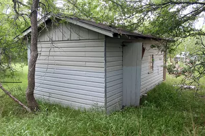 7887 Pettytown Road, Red Rock, TX 78662 - Photo 16