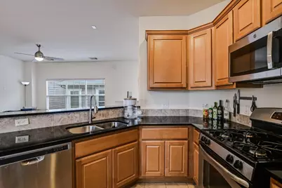 2825 Saville Loop #18C, Austin, TX 78741 - Photo 6