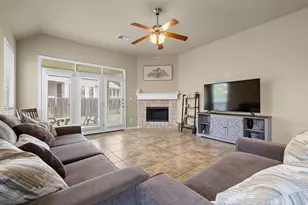 2612 Windview Ln, Pflugerville, TX 78660 - Photo 2