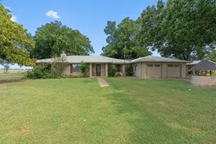 451 Co Rd 416, Taylor, TX 76574 - Photo 2