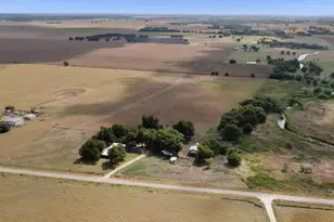 451 Co Rd 416, Taylor, TX 76574 - Photo 38
