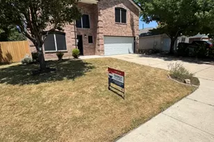 709 Los Robles Rd, Leander, TX 78641 - Photo 2