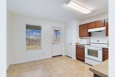 244 Cactus Patch, Selma, TX 78154 - Photo 6