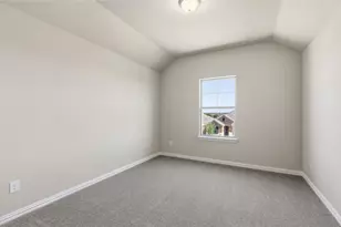 13700 Tucker Hedge Pass, Elgin, TX 78621 - Photo 10