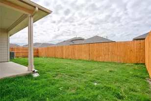 121 Roanwood Dr, San Marcos, TX 78666 - Photo 30