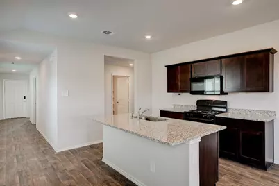 121 Roanwood Drive, San Marcos, TX 78666 - Photo 10