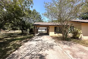 400 Sun Bonnet Dr, Buda, TX 78610 - Photo 4