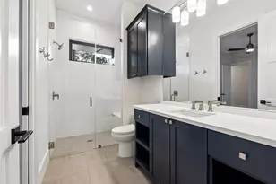2702 Mountain Laurel Dr, Austin, TX 78703 - Photo 26
