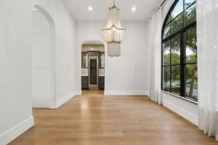 2702 Mountain Laurel Dr, Austin, TX 78703 - Photo 8
