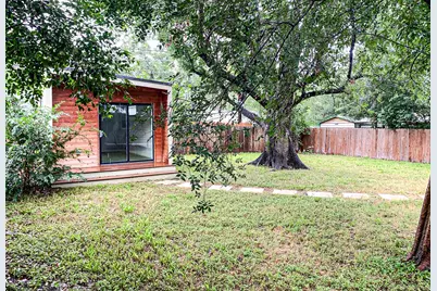 2704 Nottingham Lane, Austin, TX 78704 - Photo 26