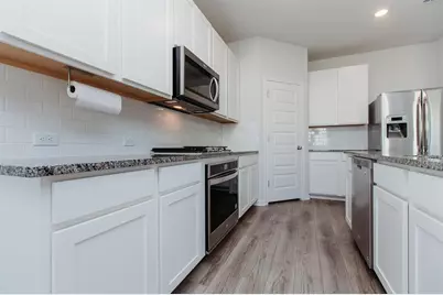 205 Northview Lane, Georgetown, TX 78628 - Photo 16
