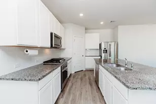 205 Northview Ln, Georgetown, TX 78628 - Photo 4