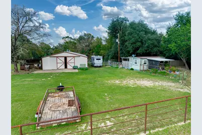3269 Acr153, Palestine, TX 75801 - Photo 36