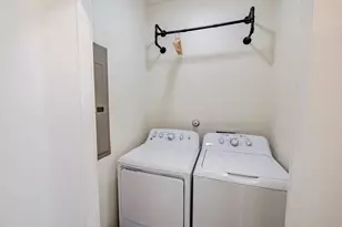 7609 Bennett Ave, Austin, TX 78752 - Photo 14