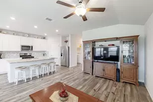 17621 Fairbridge Ln, Manor, TX 78653 - Photo 10