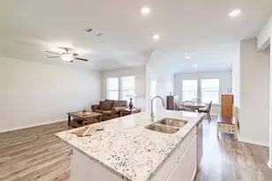 17621 Fairbridge Ln, Manor, TX 78653 - Photo 12