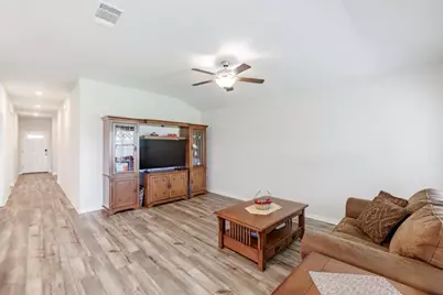 17621 Fairbridge Lane, Manor, TX 78653 - Photo 4