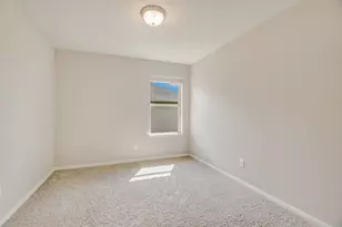 309 Chickasaw Ln, Hutto, TX 78634 - Photo 8