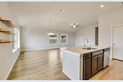 309 Chickasaw Lane, Hutto, TX 78634 - Photo 12