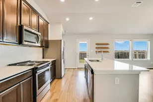 309 Chickasaw Ln, Hutto, TX 78634 - Photo 14