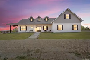 8813 8725 Stallion Rd, Temple, TX 76501 - Photo 1