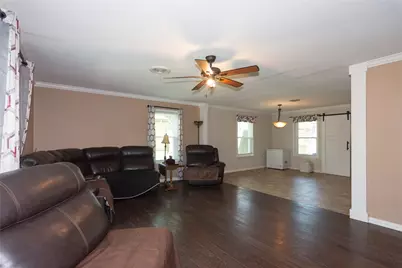 1212 Lake Terrace Drive, Elgin, TX 78621 - Photo 4