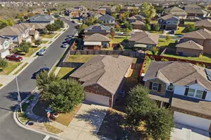 13529 Henneman Dr, Pflugerville, TX 78660 - Photo 8