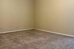 202 E 45th St, Austin, TX 78751 - Photo 8