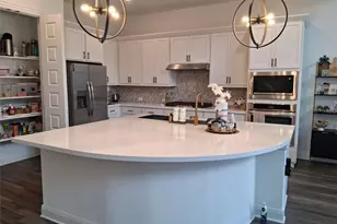 2916 Youngwood St, Leander, TX 78641 - Photo 8