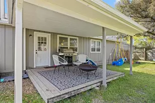 3610 Lovage Dr, Austin, TX 78727 - Photo 14