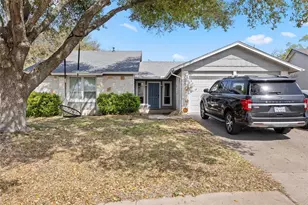 3610 Lovage Dr, Austin, TX 78727 - Photo 2