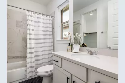 8205 Silhouette Street, Austin, TX 78744 - Photo 22