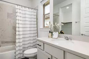 8205 Silhouette St, Austin, TX 78744 - Photo 22