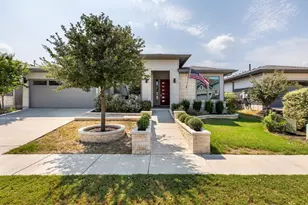 8205 Silhouette St, Austin, TX 78744 - Photo 34