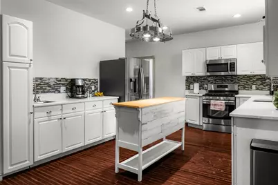 208 Sendero Cove, Cedar Creek, TX 78612 - Photo 10