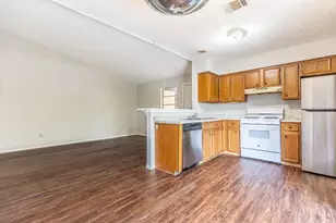 6201 Berkett Cove, Austin, TX 78745 - Photo 10