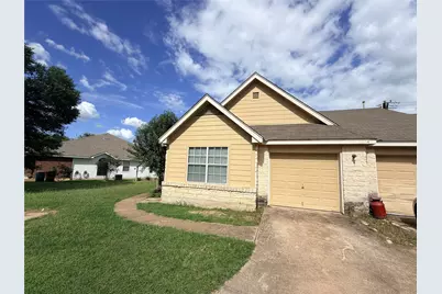 2904 Whisper Oaks Lane #A, Georgetown, TX 78628 - Photo 2