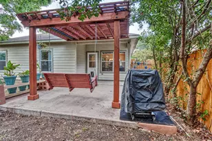 9405 Brandts Wood St, Austin, TX 78744 - Photo 32