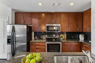 360 Nueces St, Austin, TX 78701 - Photo 6